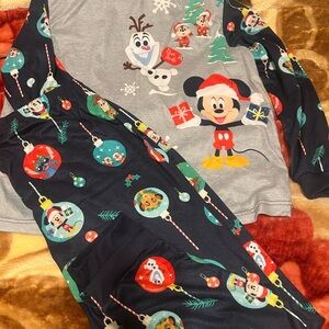Adult Disney Gray and Blue Pajama Set with Mickey and Olaf